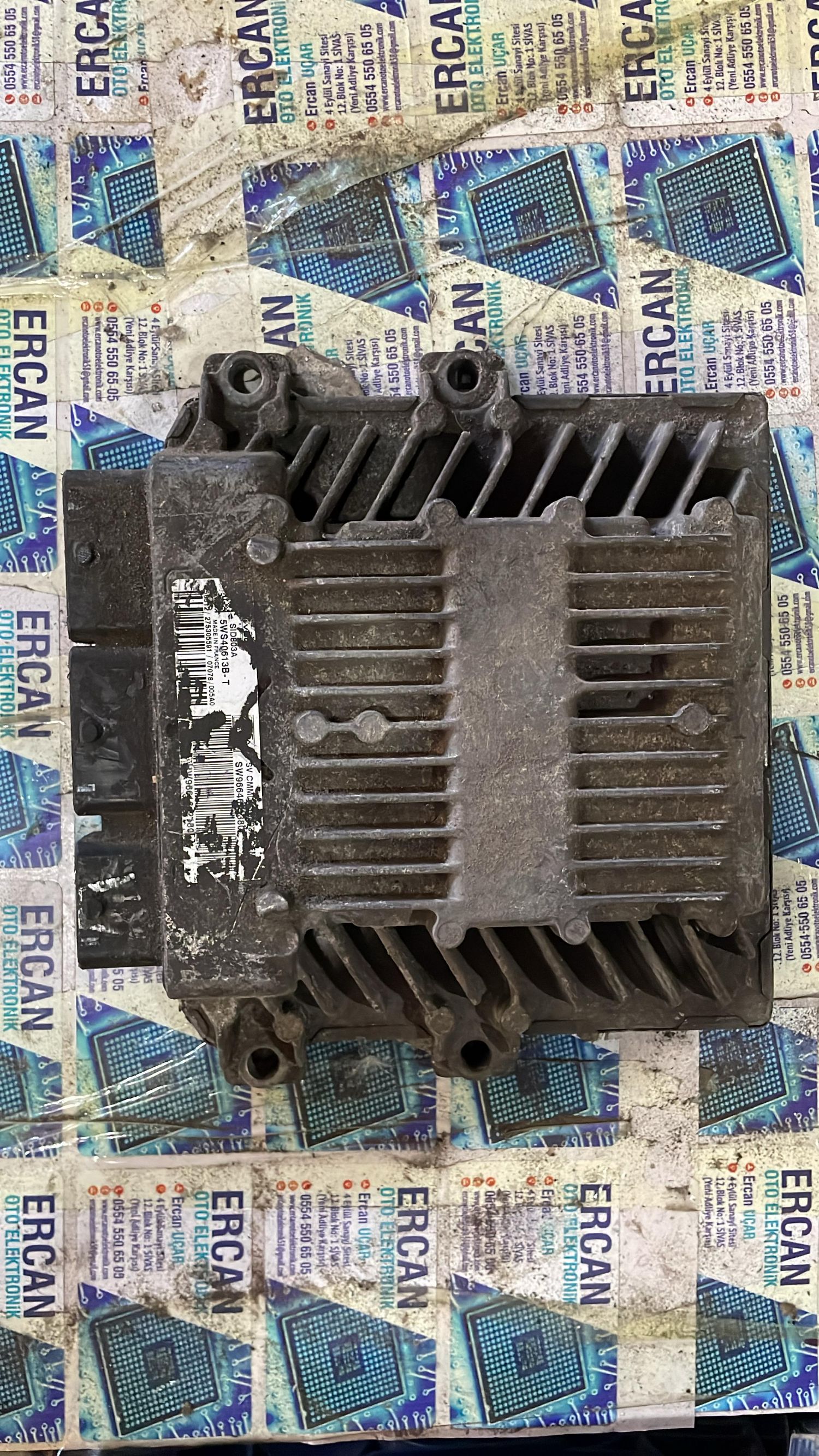 5WS40613B Ford Fiesta 1.4 TDCI Motor Beyni 